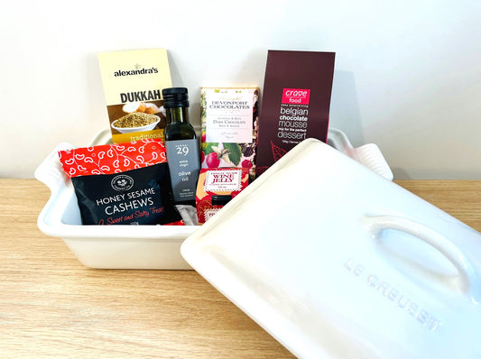 Le Creuset Heritage deep dish and food hamper