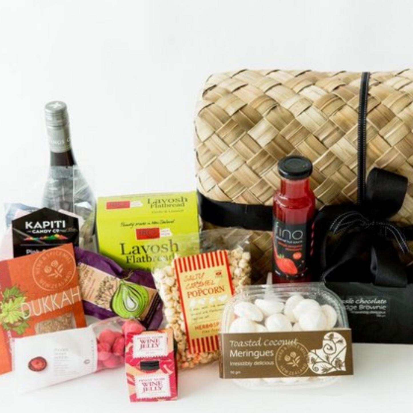 Kiwiana Food and Wine Box